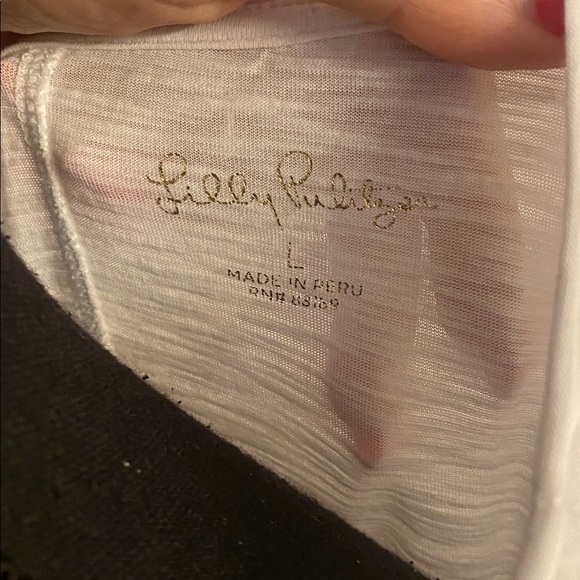 Lilly Pulitzer White V-Neck Tee with Colorful Graphic size L - Picture 2 of 2